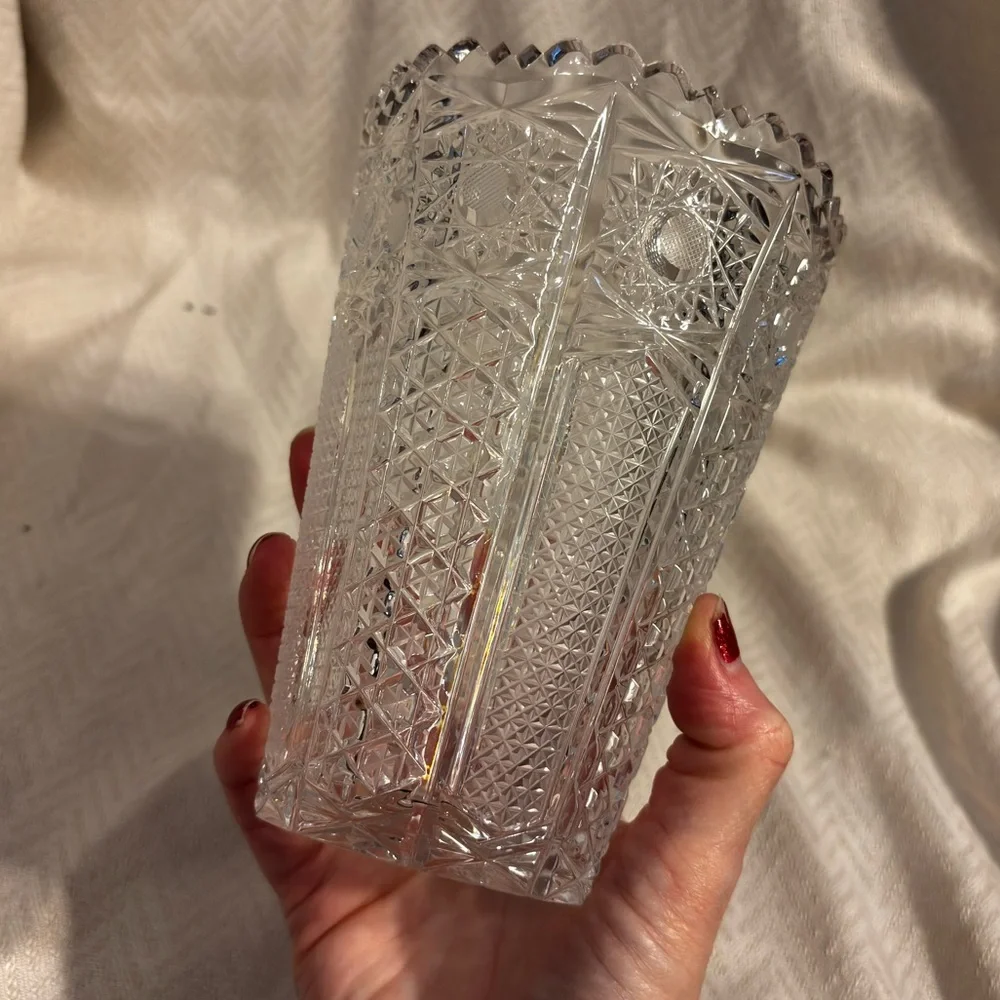 Vintage Cut Glass Crystal Style Vase Starburst Hobstar Pattern - Picture 7 of 12